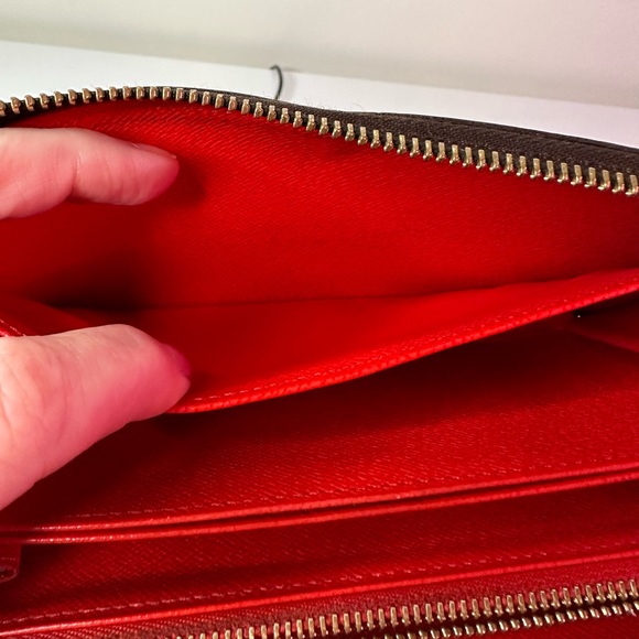 Louis Vuitton limited edition Yayoi Kusama red pumpkin dot zippy wallet. - Picture 6 of 16